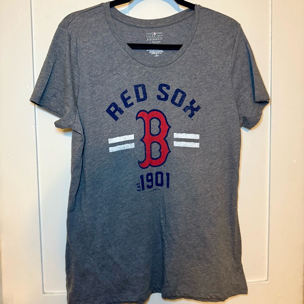 5th & Ocean Gray Boston Red Sox Women's T-Shirt - XL